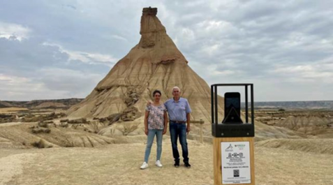 poste-selfies-bardenas La Comunidad de Bardenas ha instalado un soporfte fijo en Castildetierra para facilitar las fotografías 'selfie'