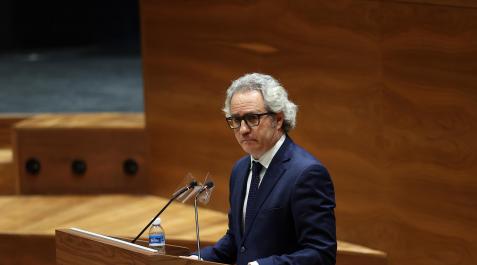 Carlos Pérez-Nievas Carlos Pérez-Nievas, durante una intervención en el Parlamento foral