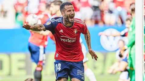 RubenV Rubén García celebra el tanto que colocaba el 2-1 definitivo en el marcador.