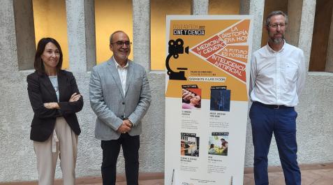 De izda a dcha: Maruxa Arana, consejero Cigudosa y Alberto Cañada. De izda a dcha: Maruxa Arana, consejero Cigudosa y Alberto Cañada.