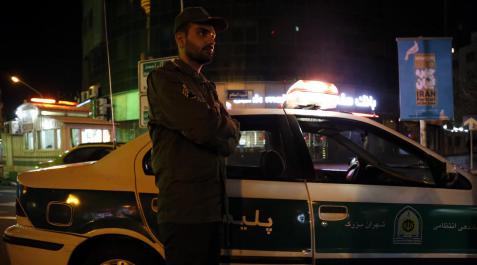 Un agente de la Policía en Teherán, Irán Un agente de la Policía en Teherán, Irán