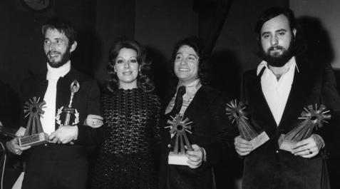 Festival de Villancicos Nuevos de 1972 Los premiados en el Festival de Villancicos Nuevos de Pamplona de 1972: Miguel Ángel Arbea, Luciana Wolf, Gaspar y Emilio José.