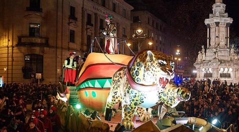 CabalgataPNA Cabalgata de Reyes Magos 2023 en Pamplona.