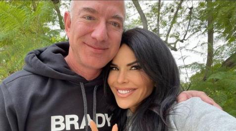 jeff-bezos El fundador de Amazon, Jeff Bezos, y su novia, Lauren Sánchez