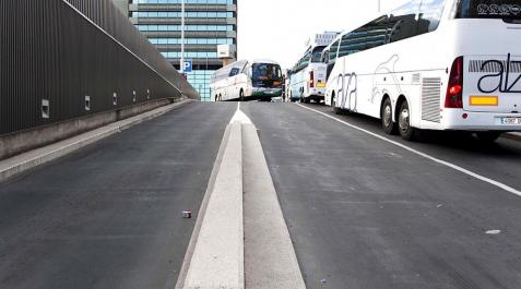 Pamplona se llena de visitantes_38 Imágenes de la estación de autobuses de Pamplona