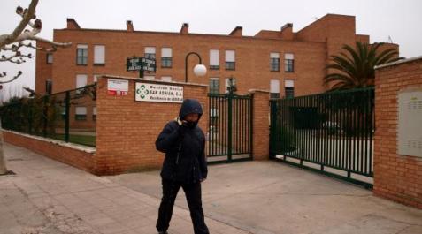 Siete municipios trasladan al Gobierno la preocupación por sus residencias Exterior de la residencia de ancianos de Lodosa, uno de los centro que dirige Gestión Social. J.A. VAQUERO