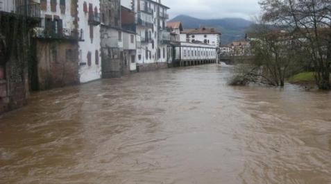 Baztan solicita dragar el río tras perder en 2011 una subvención foral Imagen del río Baztan tras registrar un aumento de nivel como consecuencia de intensas precipitaciones. DN