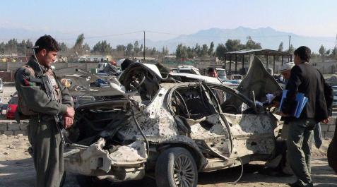 Al menos nueve muertos y 12 heridos en ataque suicida en Afganistán Al menos nueve muertos y 12 heridos en ataque suicida en Afganistán