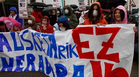 Vecinos de Orkoien contra la incineradora de biomasa Vecinos de Orkoien contra la incineradora de biomasa