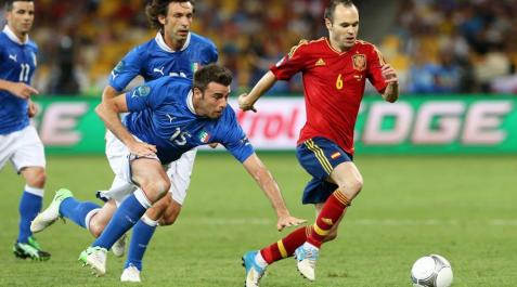 Andrés Iniesta, declarado mejor jugador de la Eurocopa 2012 Andrés Iniesta, declarado mejor jugador de la Eurocopa 2012