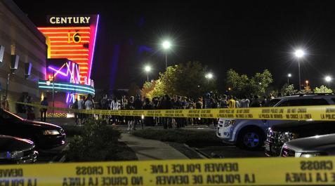 Al menos 12 muertos en un tiroteo durante el estreno de Batman en Denver  (EE UU)