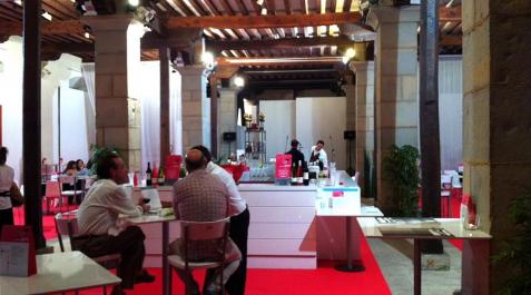 El Gastrobar Fortius ofrece degustación de productos navarros_2 El bar de la Ciudadela acogerá todos los jueves y viernes de agosto degustaciones gastronómicas.
