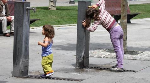 El tiempo en Pamplona_13 La semana empieza con tiempo inestable en Navarra, que se mantendrá hasta el jueves. Al menos, éstas son las previsiones de la Agencia Estatal de Meteorología. AGENCIAS