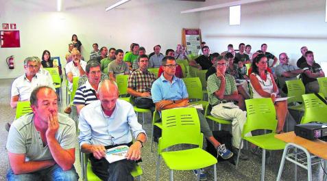 Las entidades locales estudian el uso económico de la biomasa forestal Las entidades locales estudian el uso económico de la biomasa forestal