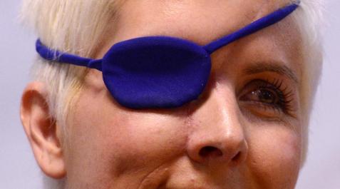 María de Villota compareció este jueves ante los medios de comunicación, más de tres meses después de sufrir un grave accidente y agradeció el apoyo de parte de sus compañeros de la Fórmula Uno