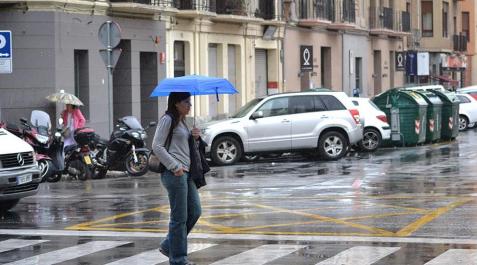 Dia otoñal en Pamplona_21 Este jueves ha amanecido en Pamplona con un día muy nuboso y una fina lluvia no ha dejado de caer durante la mañana