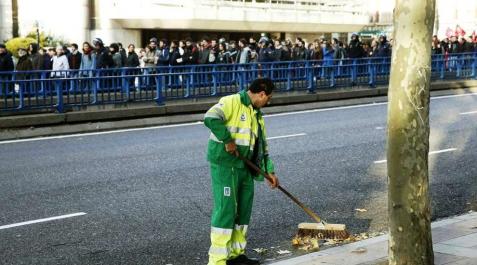 El Gobierno destaca el cumplimiento de los servicios mínimos El Gobierno destaca el cumplimiento de los servicios mínimos