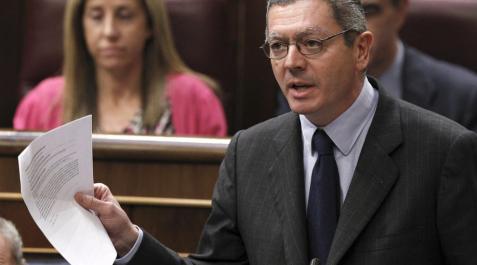 Gallardón dice que el PP no puede retirar el recurso contra el matrimonio gay Gallardón dice que el PP no puede retirar el recurso contra el matrimonio gay