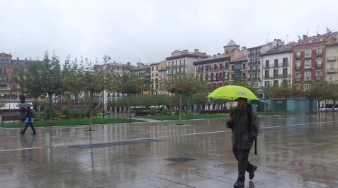 Alerta roja por lluvias_10 Navarra está en alerta roja por lluvias y en muchos puntos de la comunidad no ha dejado de llover en todo el día.