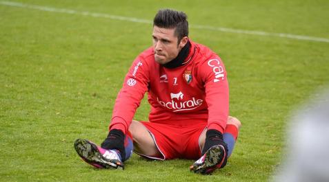 Kike Sola se queda al final fuera de la convocatoria por lesión Kike Sola se queda al final fuera de la convocatoria por lesión