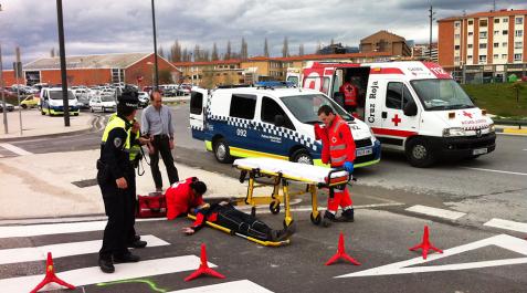Atropellado un ciclista en la rotonda de la calle Tajonar Atropellado un ciclista en la rotonda de la calle Tajonar