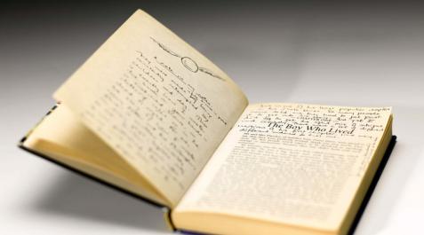 Un libro de Harry Potter vendido por 176.270 euros Un libro de Harry Potter vendido por 176.270 euros
