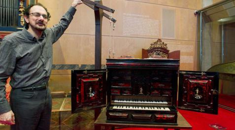 El Museo de la Música de Barcelona presume de guitarras El Museo de la Música de Barcelona presume de guitarras