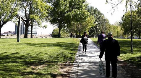El mal tiempo abandona Navarra este fin de semana._8 Imágenes del buen tiempo registradas este sábado en la capital de Navarra, dónde las temperaturas máximas alcanzaron los 20 grados.