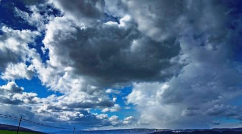 Navarra, de nuevo en alerta por lluvias y tormentas desde esta tarde Navarra, de nuevo en alerta por lluvias y tormentas desde esta tarde