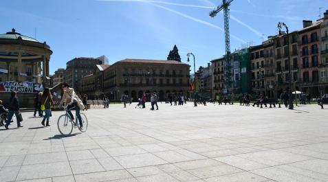 Fin de semana de sol y calor en Pamplona_15 Pamplona disfruta este fin de semana del tiempo primaveral