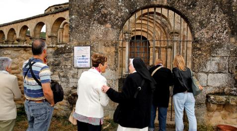 Instan a solucionar los problemas que amenazan a la iglesia de Eunate Instan a solucionar los problemas que amenazan a la iglesia de Eunate