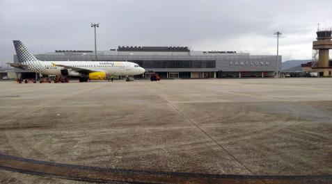 Vueling dejará de operar en el aeropuerto de Noáin desde el martes Vueling dejará de operar en el aeropuerto de Noáin desde el martes