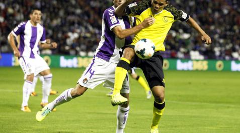 El Valladolid rescata un punto de un duelo que el Sevilla controló El Valladolid rescata un punto de un duelo que el Sevilla controló