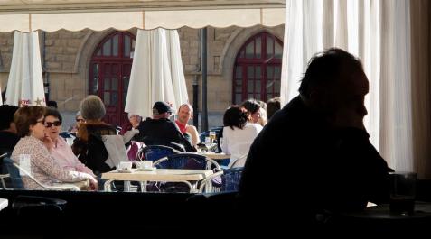 Las terrazas que se instalen solo en fiestas dejarán de pagar todo el año Las terrazas que se instalen solo en fiestas dejarán de pagar todo el año