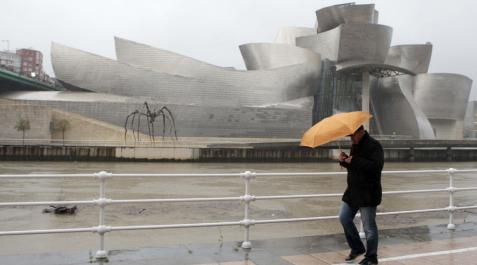 La UNED de Tudela organiza un viaje al Guggenheim de Bilbao La UNED de Tudela organiza un viaje al Guggenheim de Bilbao