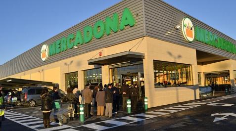 Apertura de Mercadona_10 Apertura de Mercadona en Ansoain. Este es el primer supermercado de esta cadena que abre en Navarra.