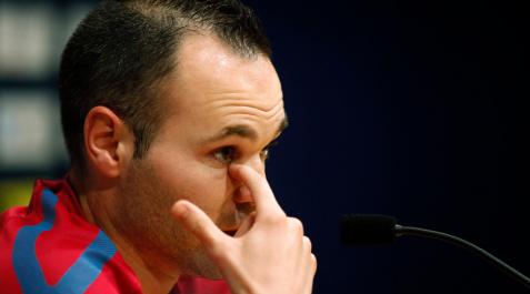 Iniesta agradece el apoyo de los aficionados Iniesta agradece el apoyo de los aficionados