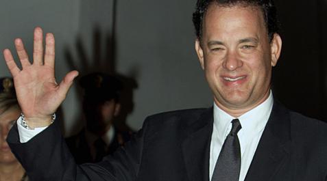 Tom Hanks obligado a volver en mula tras pinchar una rueda Tom Hanks obligado a volver en mula tras pinchar una rueda
