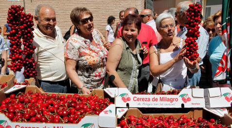 El Día de la cereza endulza Milagro este domingo El Día de la cereza endulza Milagro este domingo