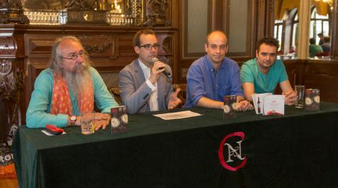 Iñaki Eseverri gana el concurso de microrrelatos de San Fermín Iñaki Eseverri gana el concurso de microrrelatos de San Fermín