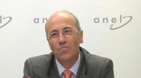 Estrategia y liderazgo, un desafío para la transformación de las empresas Estrategia y liderazgo, un desafío para la transformación de las empresas