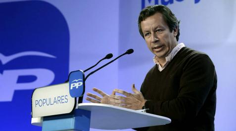 Floriano insinúa que el dinero de Monedero ha financiado a Podemos Floriano insinúa que el dinero de Monedero ha financiado a Podemos