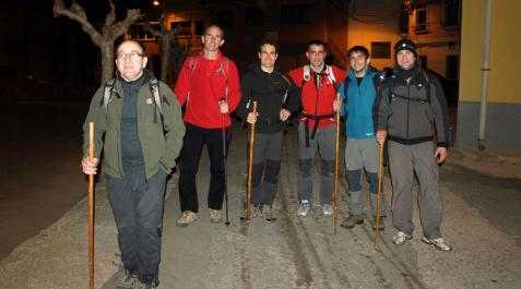 Los peregrinos que salgan de noche deben llevar prendas reflectantes Los peregrinos que salgan de noche deben llevar prendas reflectantes
