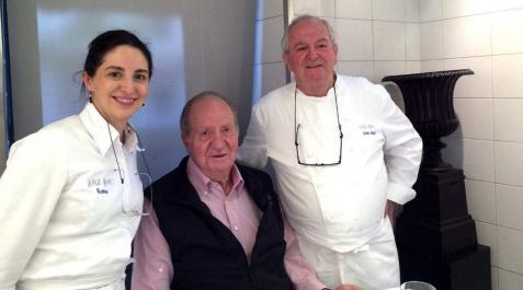 El rey Juan Carlos disfruta de la cocina de Juan María Arzak El rey Juan Carlos disfruta de la cocina de Juan María Arzak
