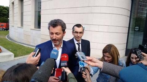 Comienza el juicio contra Santiago Cervera por un presunto chantaje Comienza el juicio contra Santiago Cervera por un presunto chantaje