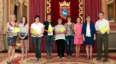 Entregan los premios de la votación del concurso de fuegos artificiales Entregan los premios de la votación del concurso de fuegos artificiales