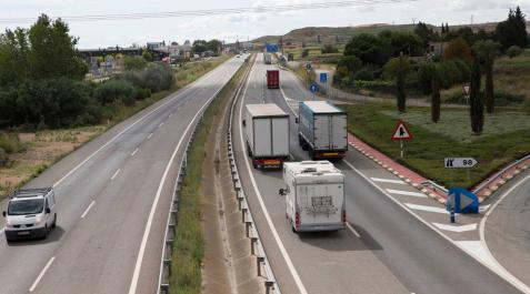 A concurso la mejora de siete kilómetros de firme de la autovía A-68 A concurso la mejora de siete kilómetros de firme de la autovía A-68