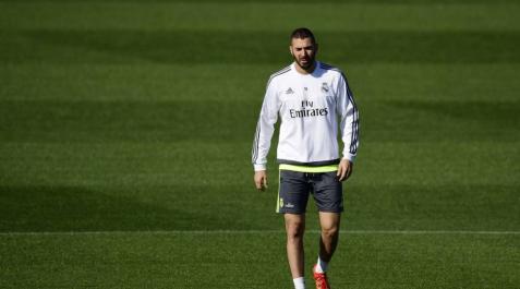 Benzema, en un entrenamiento. Benzema, en un entrenamiento.