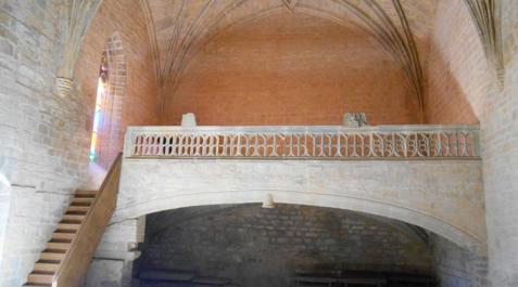 Interior de la Iglesia hacia el coro alto, tras las obras. Interior de la Iglesia hacia el coro alto, tras las obras.