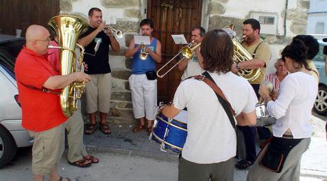 Roban los instrumentos de la charanga Jarauta 69 Roban los instrumentos de la charanga Jarauta 69